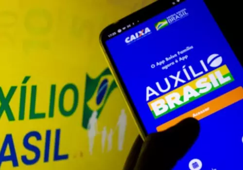 Auxílio Brasil