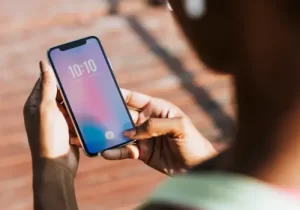 Veja como vender o iPhone usado com segurança ( Imagem: Freepik)